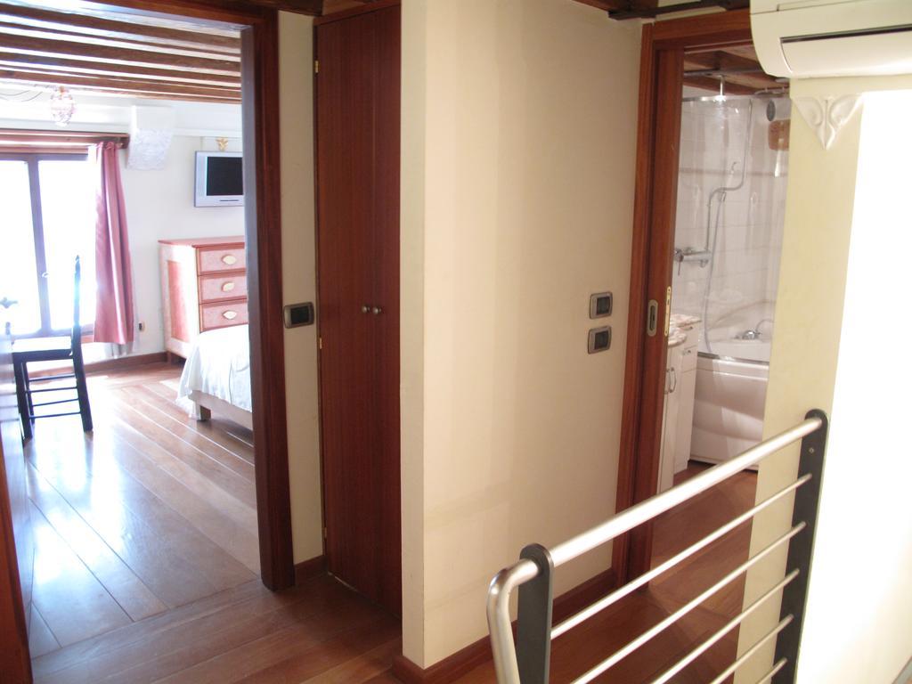 Casa Carlo Goldoni Apartment Venice Ngoại thất bức ảnh